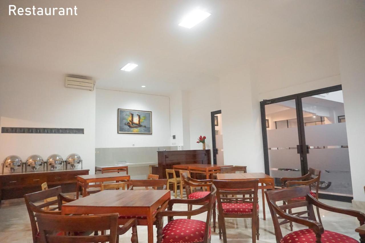 Al Ashri Inn By Urban Yogyakarta Esterno foto