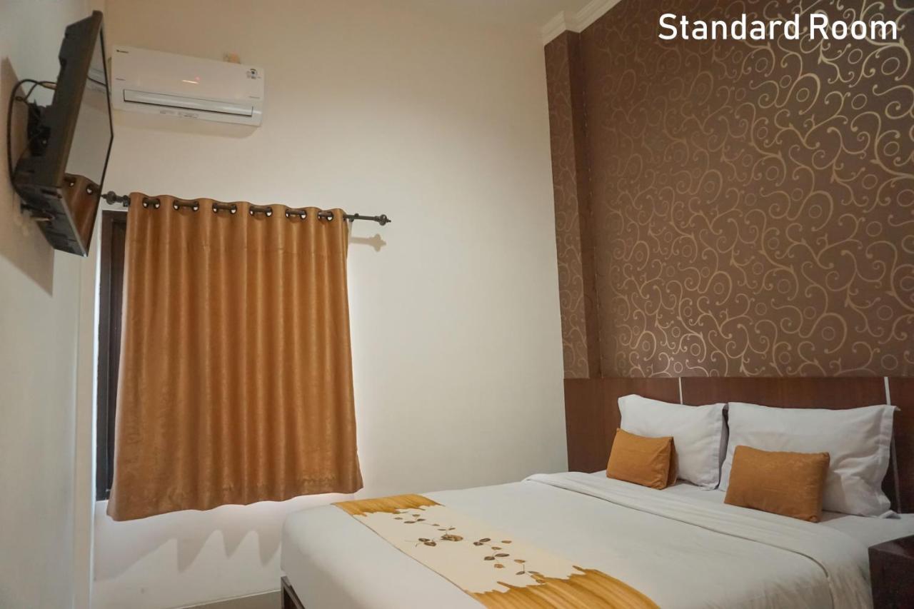Al Ashri Inn By Urban Yogyakarta Esterno foto